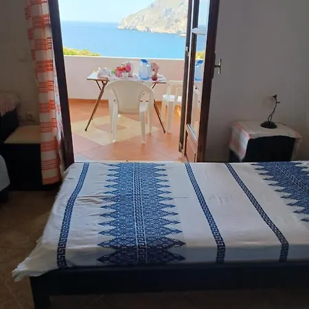 Guest house Lalarous &