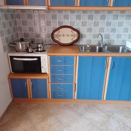 Guest house Lalarous &