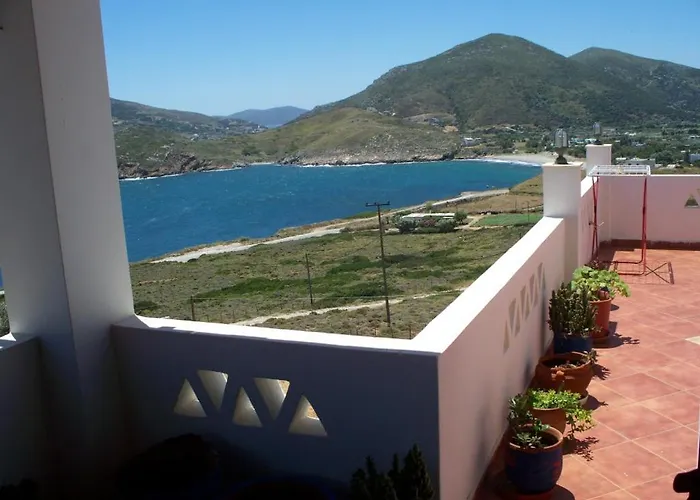 Maison d'hôtes Lalarous & Skyros