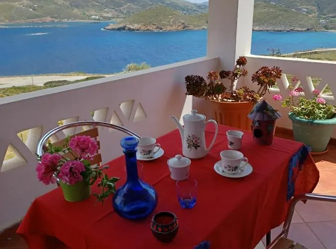 Lalarous & Maison d'hôtes