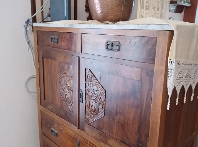 Lalarous & Maison d'hôtes 4*