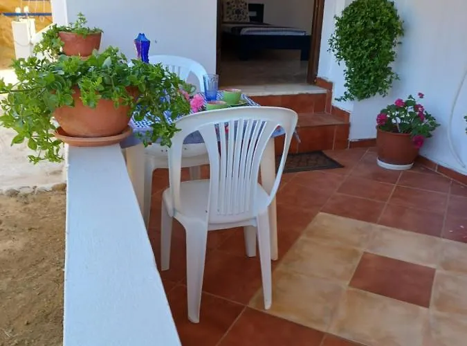 Lalarous & Maison d'hôtes 4*