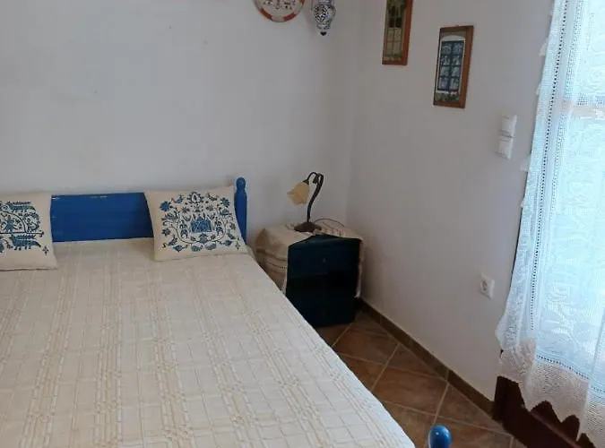 Lalarous & Maison d'hôtes 4*